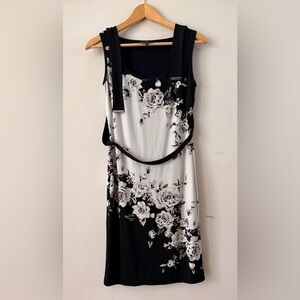 White House Black Markets Size XS Dress fit For Business or Formal attire